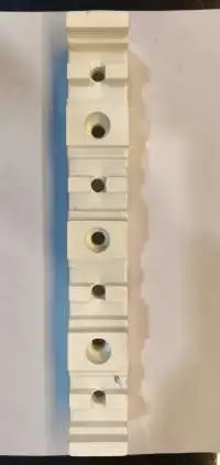 POWERMAT, BUSBAR SUPPORT, 4P, 2RUN, 255MM, SMC, WHITE COLOR, 42VH-206/211